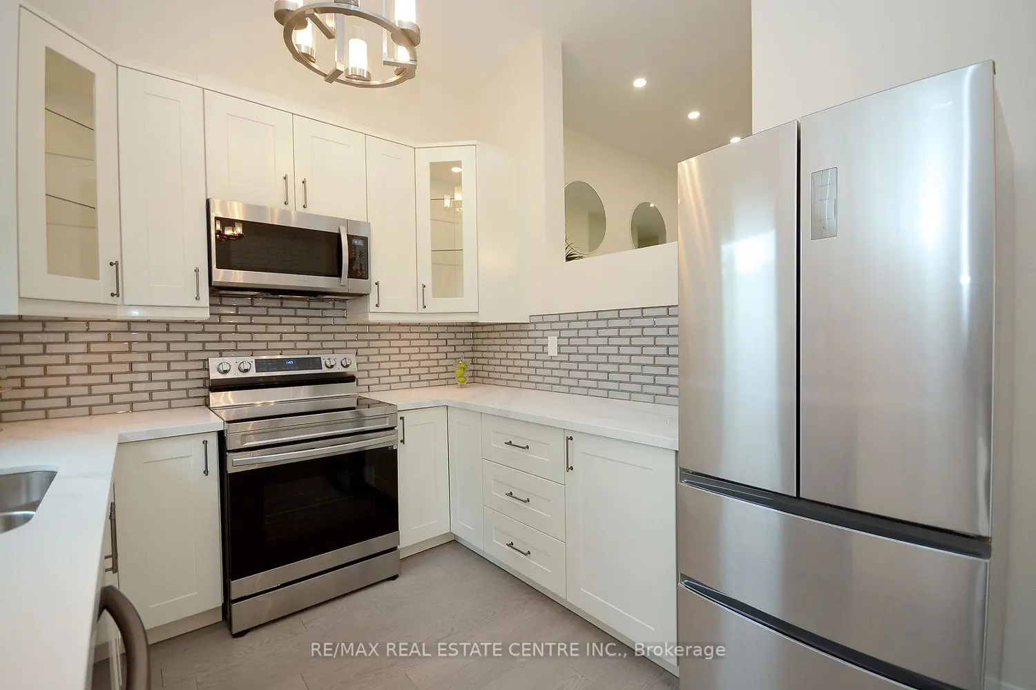 Additional image 9 of 2912 Arvida Circle