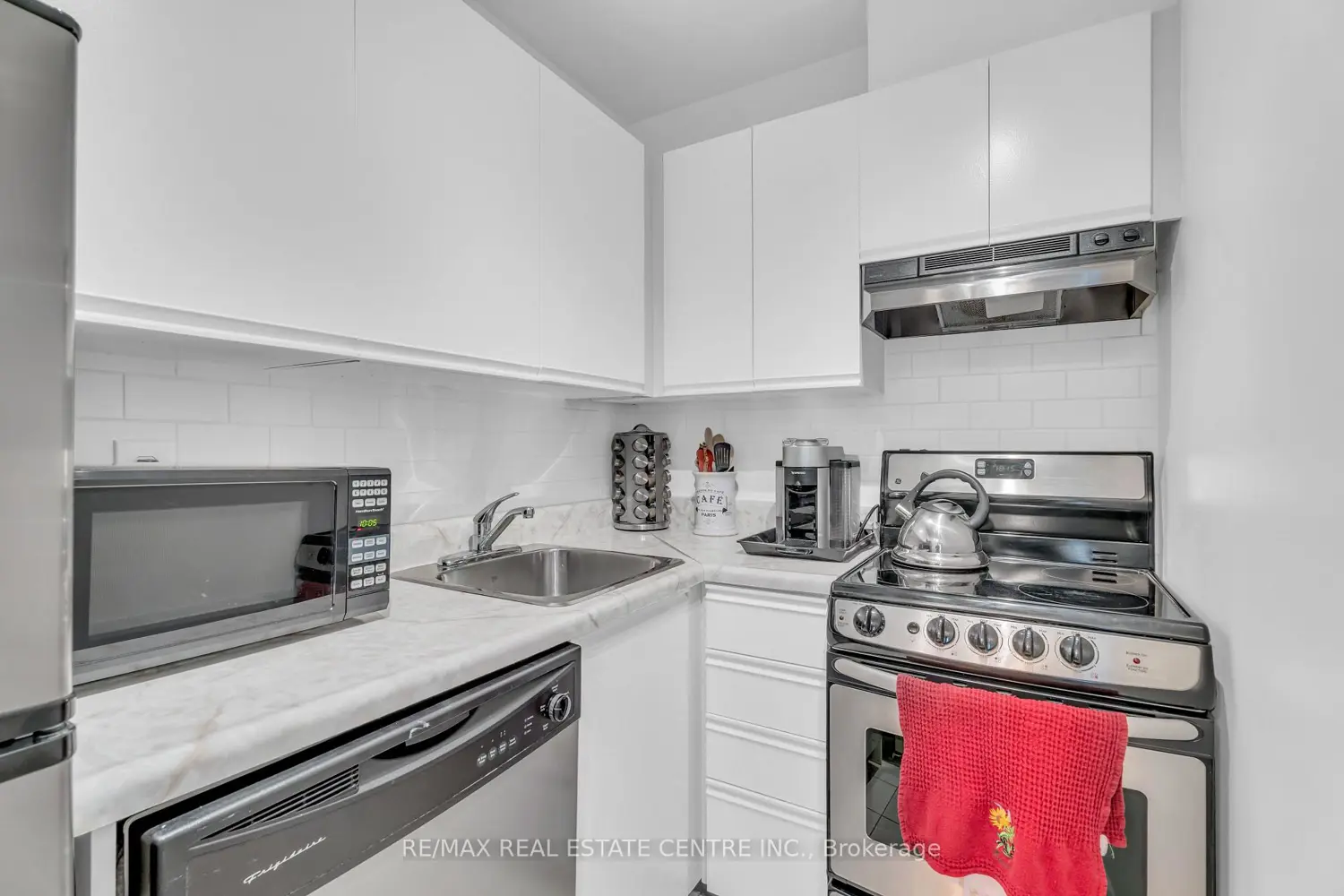 Additional image 13 of 55 Centre Avenue 2504