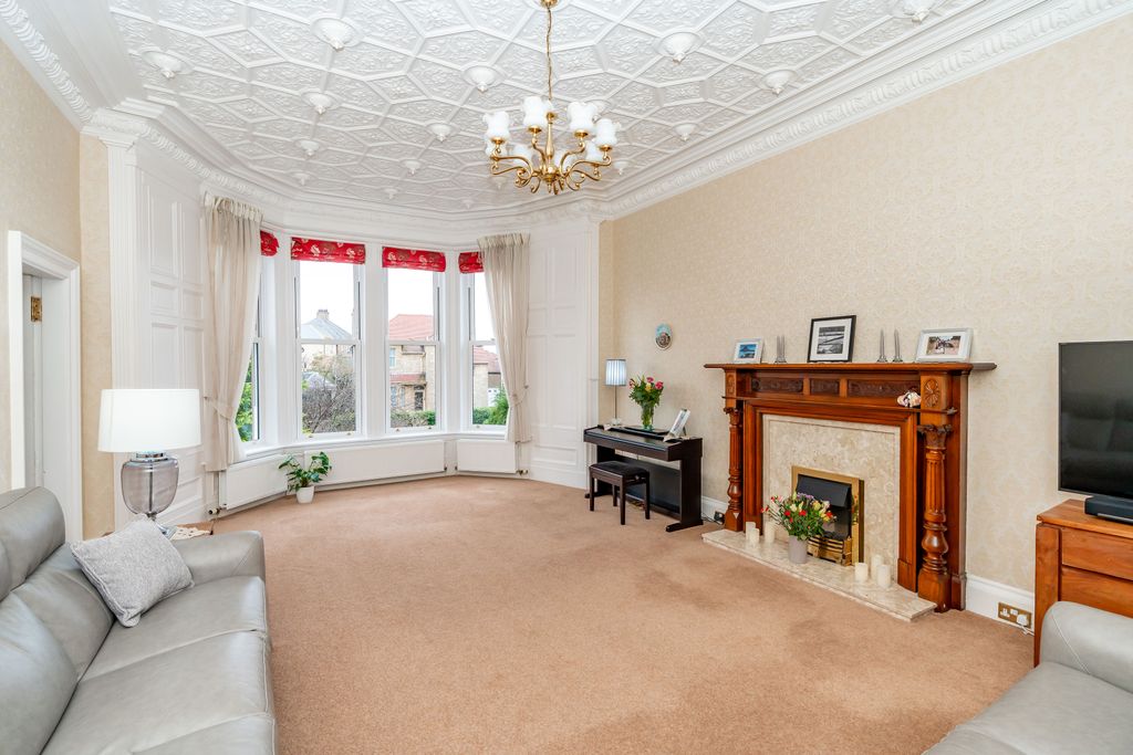 Additional image 2 of 3 bed flat for sale125/1F Mayfield Road, Newington, Edinburgh EH9