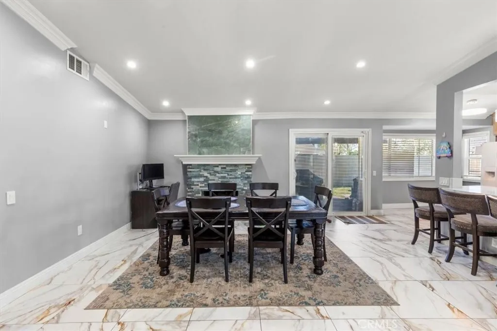 Additional image 57 of 661 Woodhill St, Rialto, CA 92376