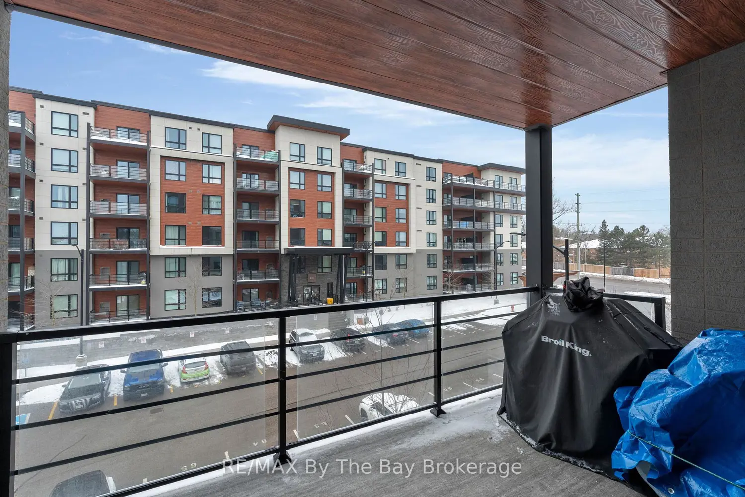 Additional image 14 of 300 Essa Road 309