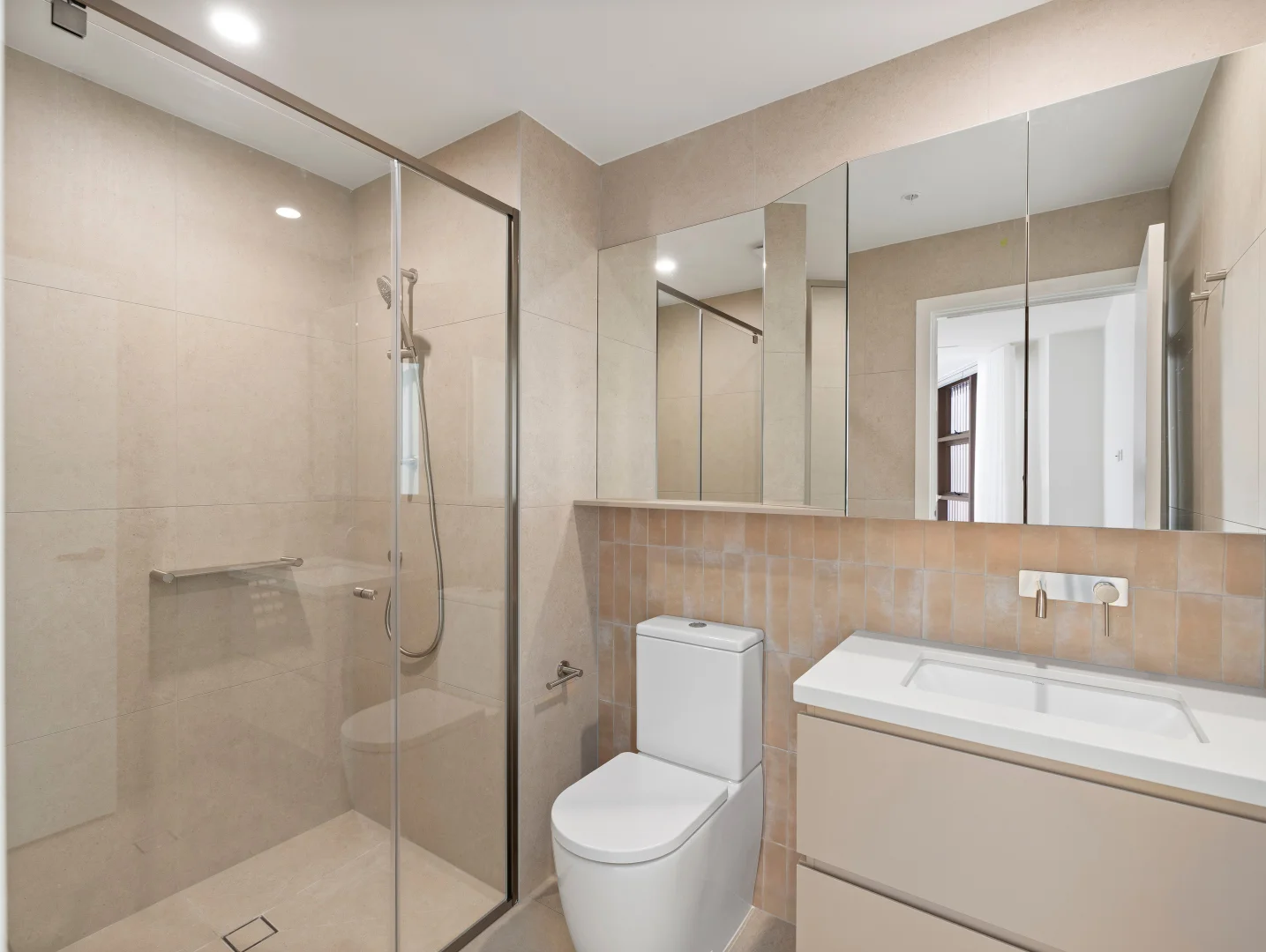 Additional image 21 of 701/16-20 Woodcliffe Crescent, Woody Point QLD 4019