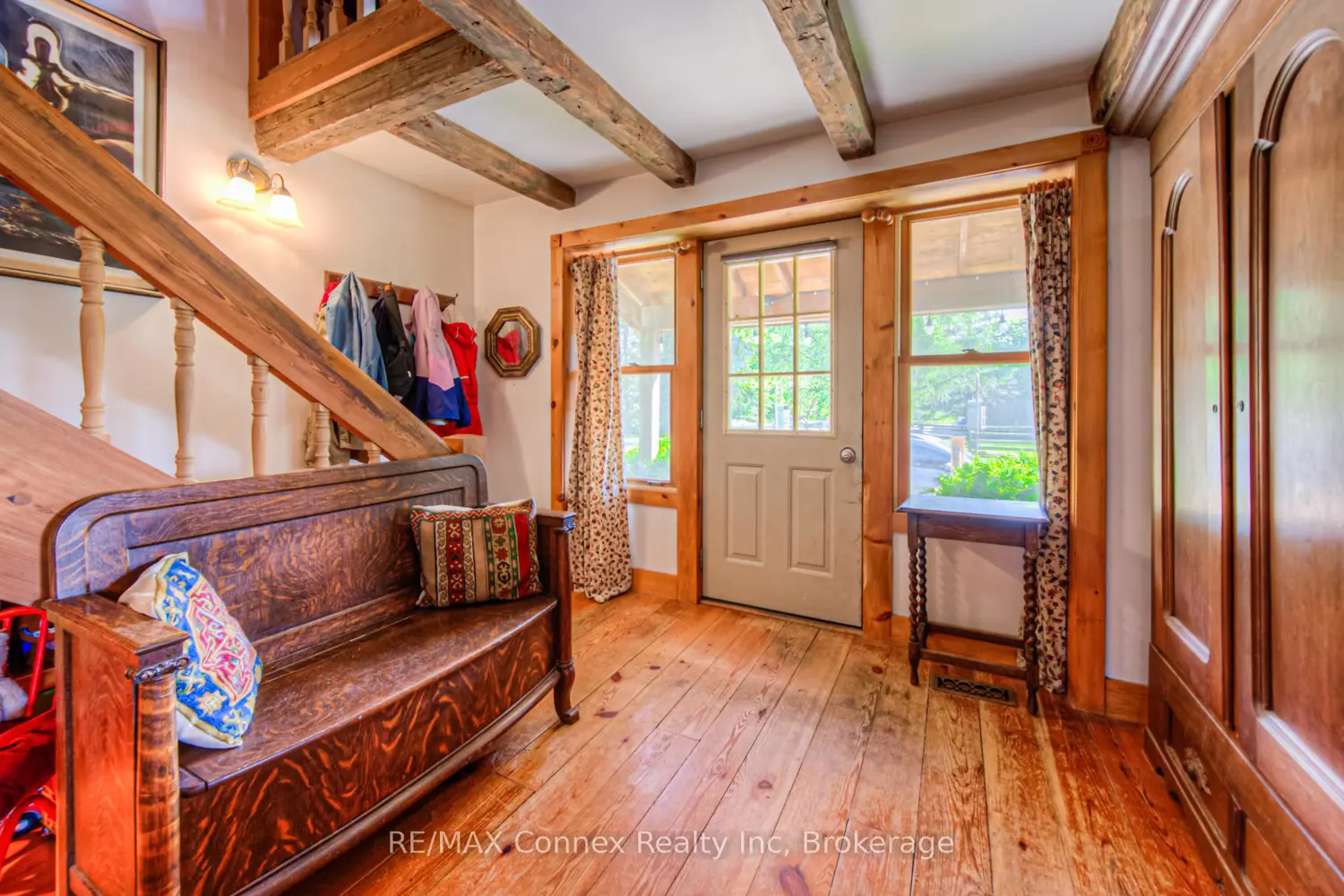 Additional image 11 of 13233 Fifth Line