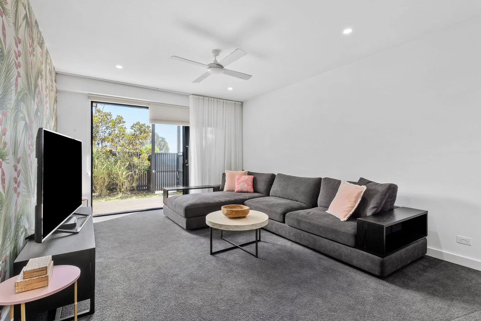 Additional image 3 of 1/2 Nepean Highway, Dromana VIC 3936