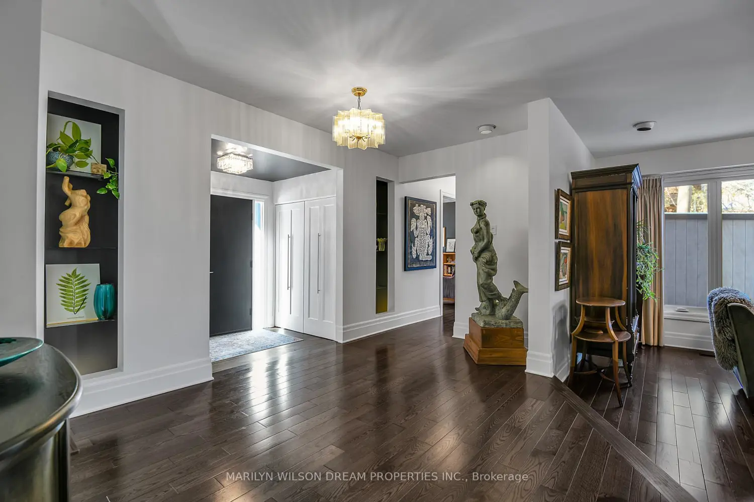 11 Burrows Road photo 2