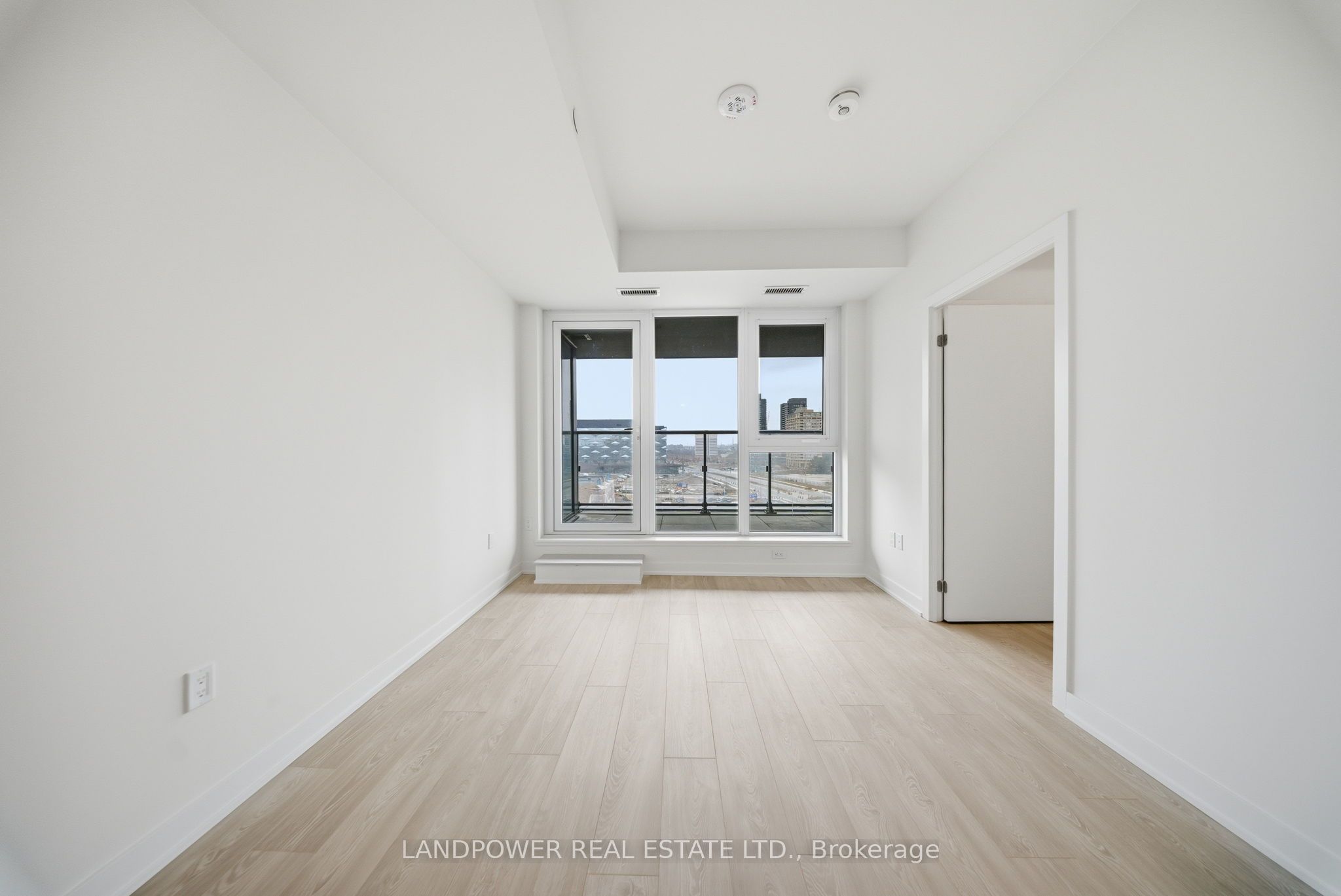 Additional image 2 of 708-5 Quarrington Lane, Toronto, ON, M3C 0S5