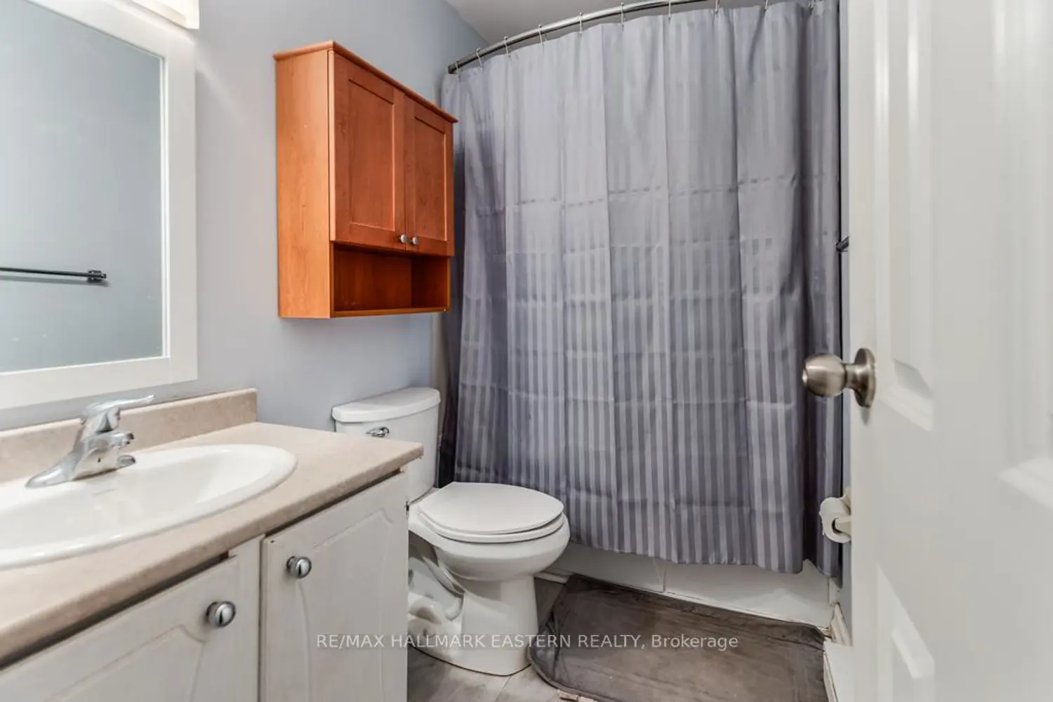 Additional image 9 of 996 Sydenham Road #34