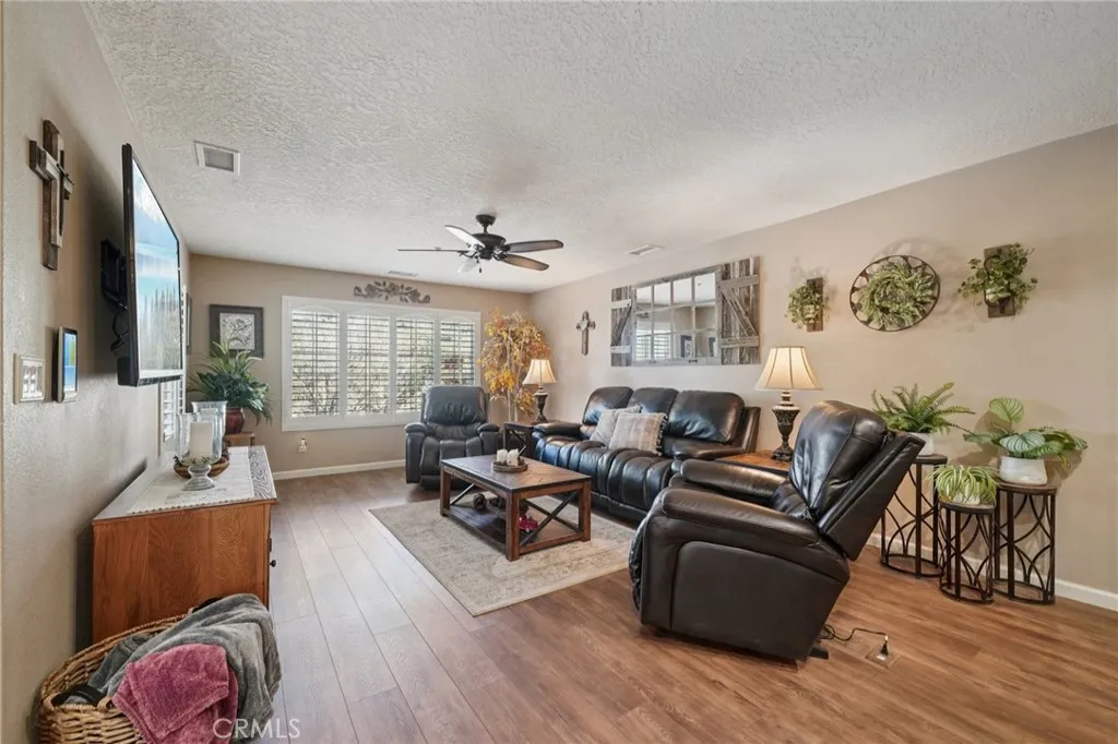 Additional image 16 of 5319 Desert View Dr, Wrightwood, CA 92397