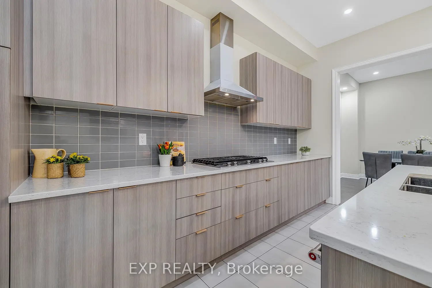 Additional image 4 of 3424 Millicent Avenue