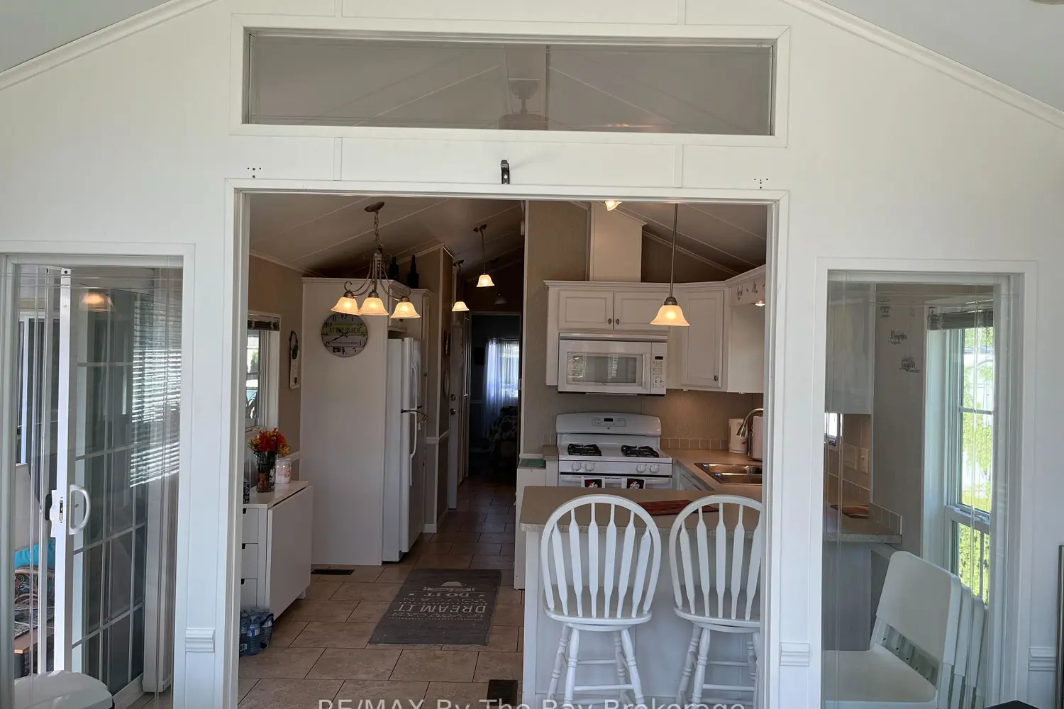 15 Kenora Trail