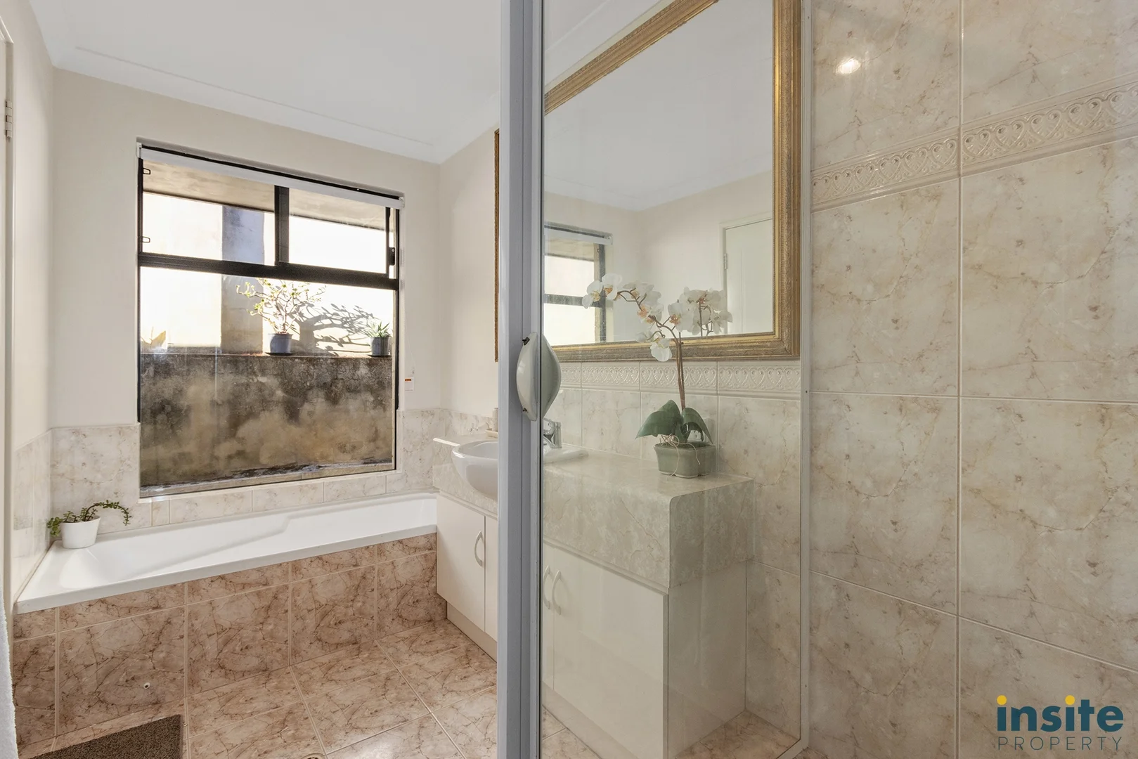 Additional image 8 of 124b Basinghall Street, East Victoria Park WA 6101