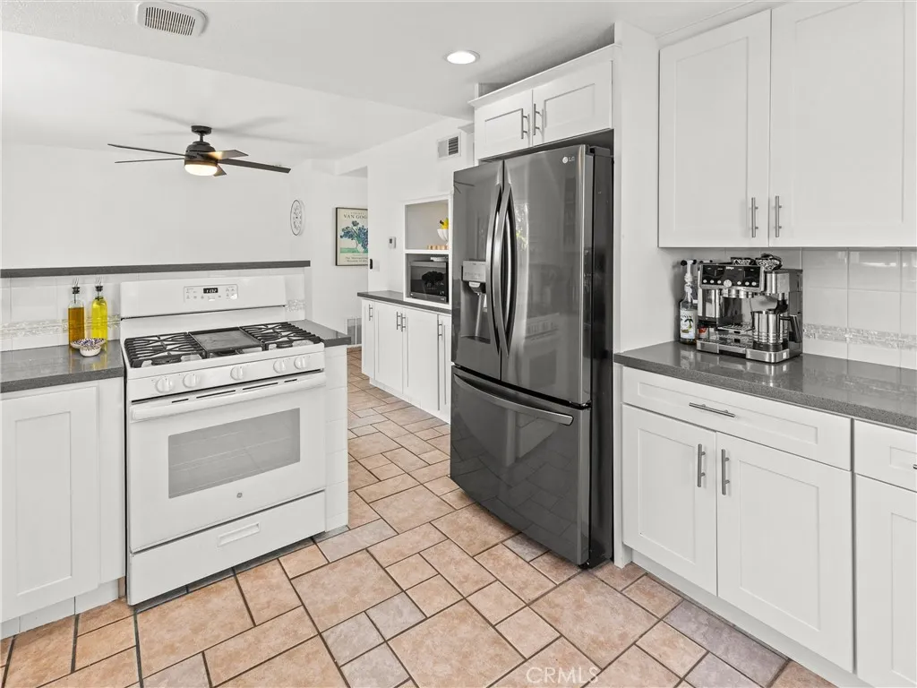 Additional image 7 of 17102 Kampen Lane, Huntington Beach, CA 92647