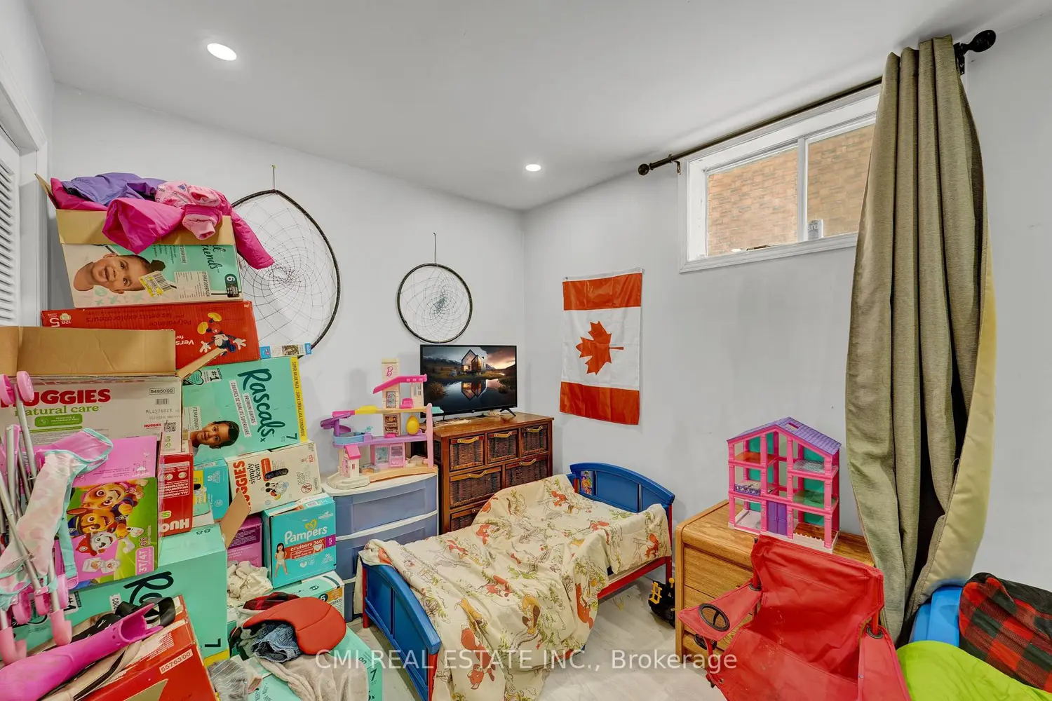 Additional image 16 of 1337 Tudor Crescent