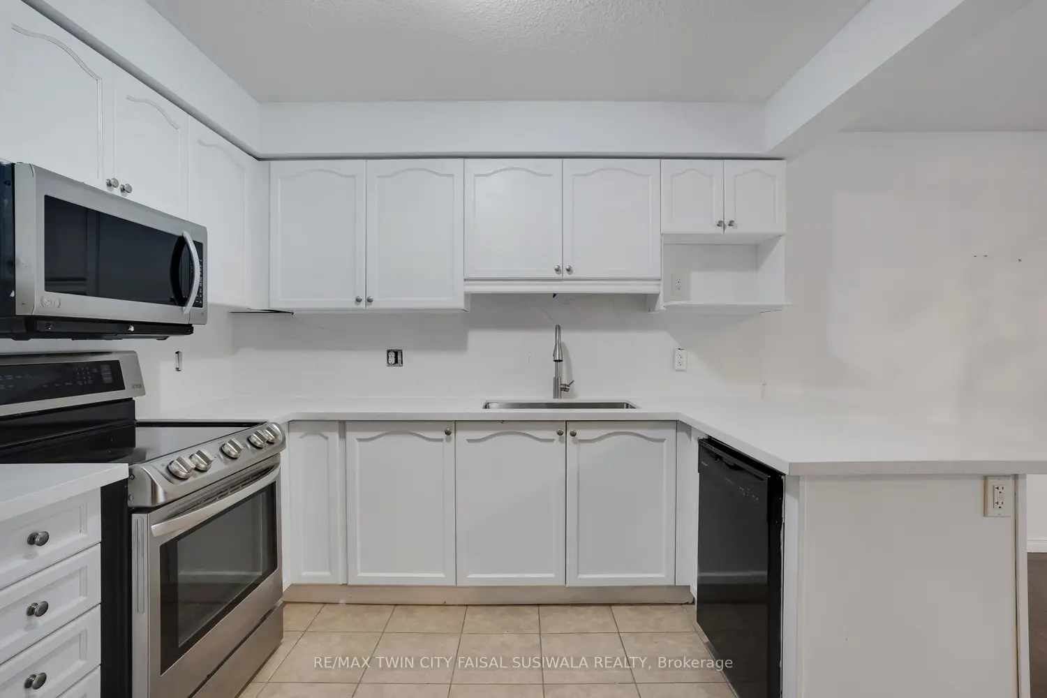 Additional image 9 of 310 Fallowfield Drive