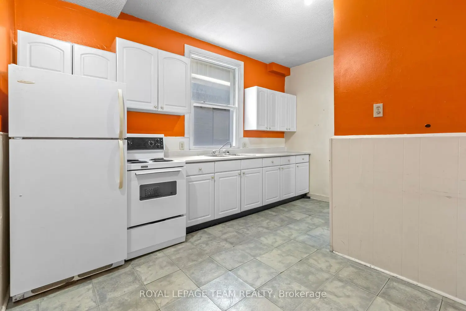 498 Gladstone Avenue photo 5