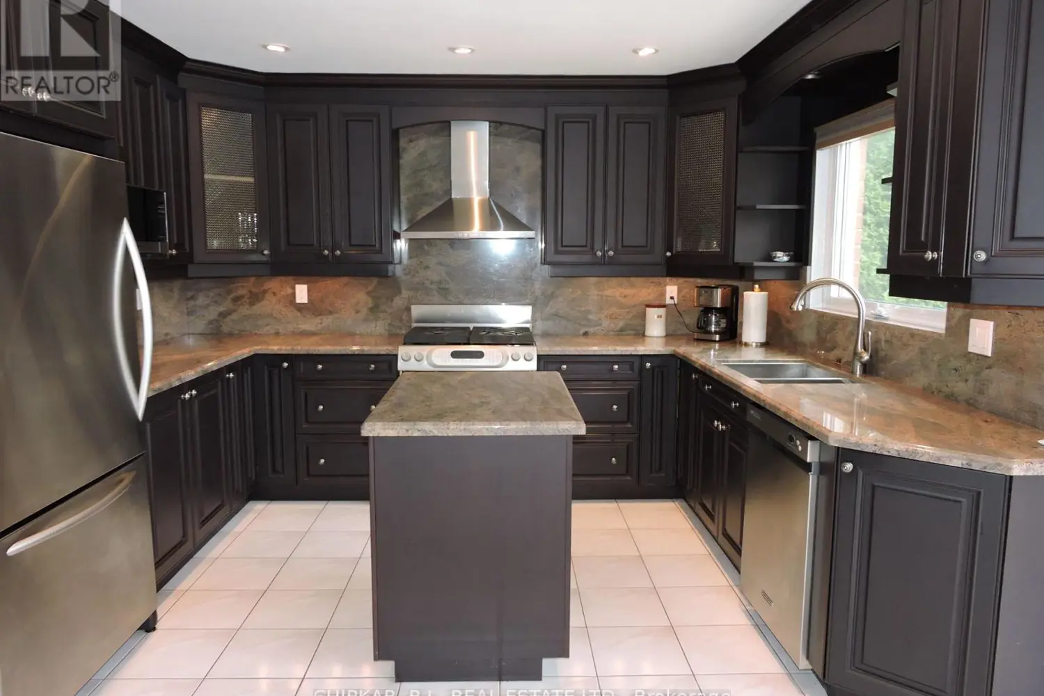 Additional image 10 of 2917 Coulson Court