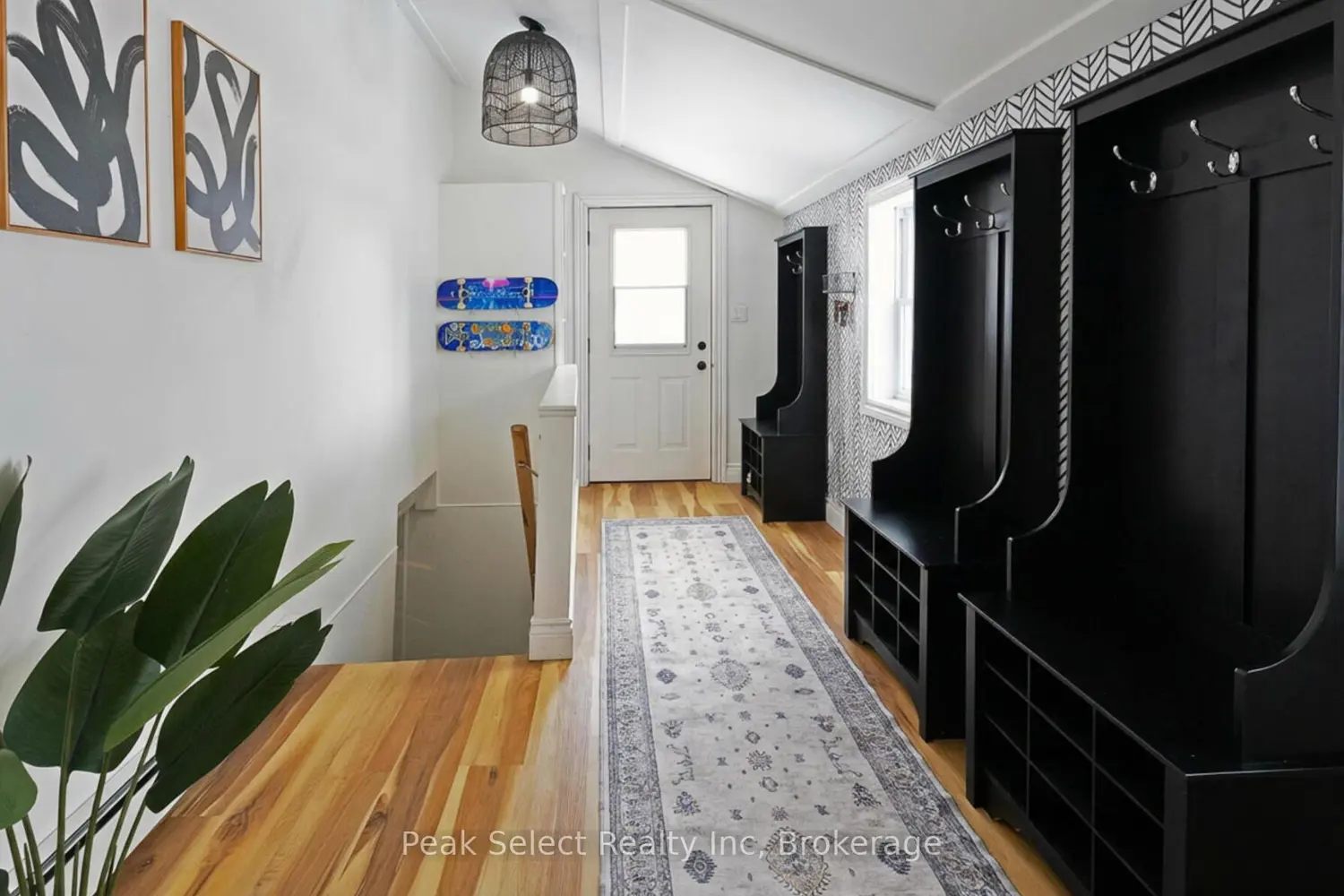 Additional image 4 of 363 Queen Street