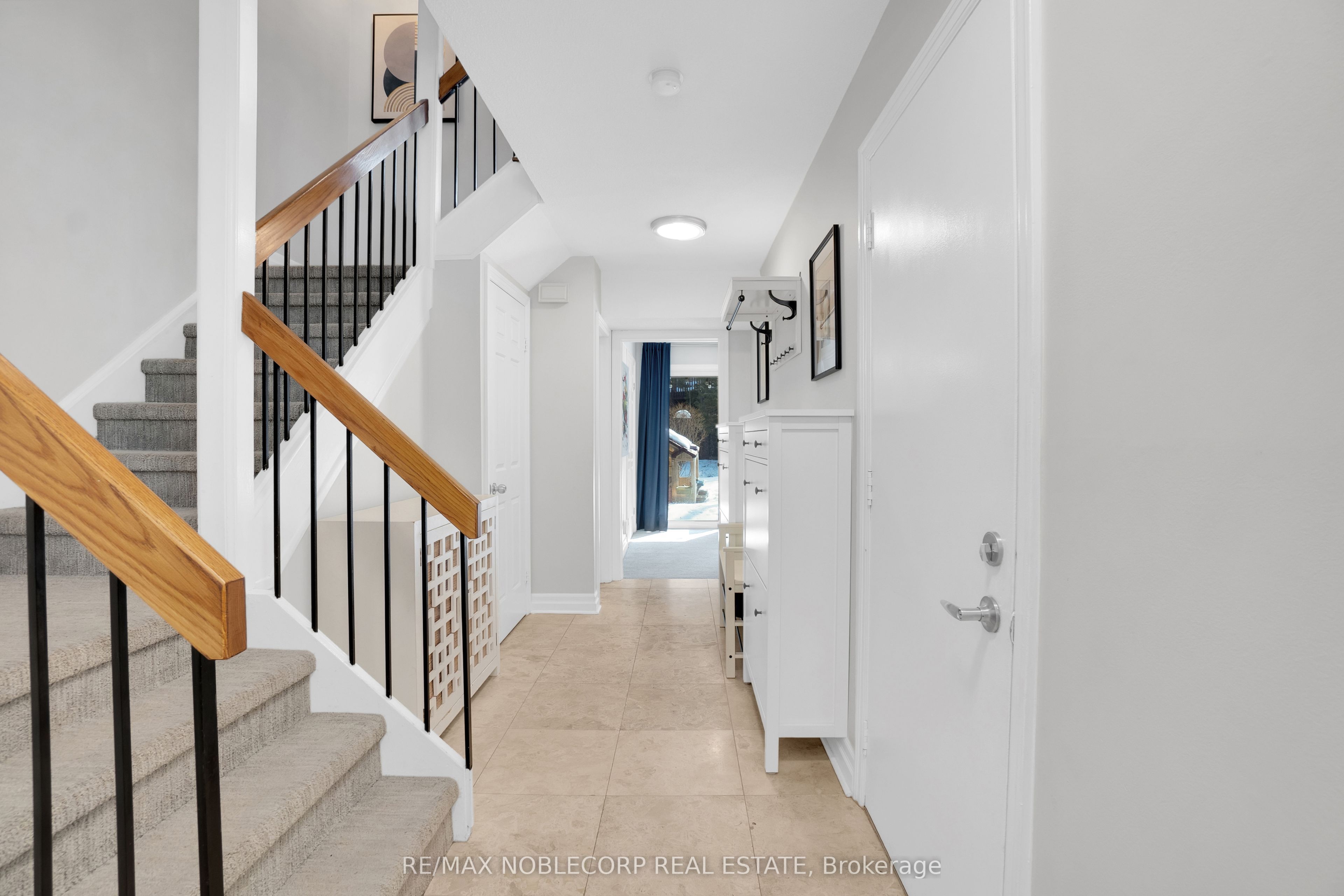 Additional image 3 of 52-1080 Walden Circle, Mississauga, ON, L5J 4J9