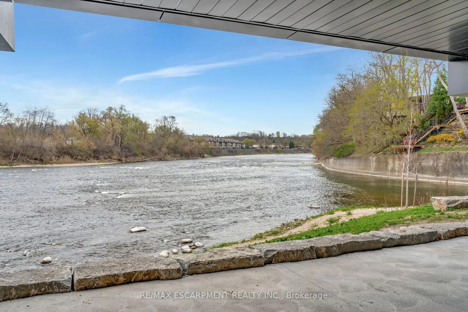 Additional image 20 of 7 Grand River Street 202