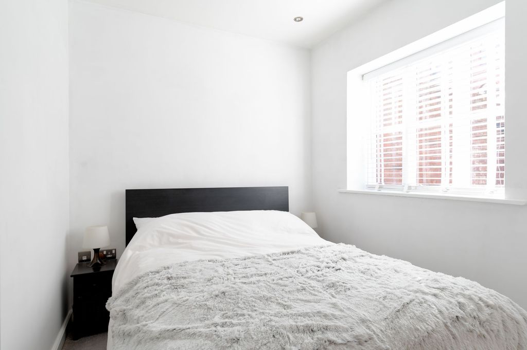 Additional image 7 of 1 bed flat for saleEyre Lane, Sheffield S1