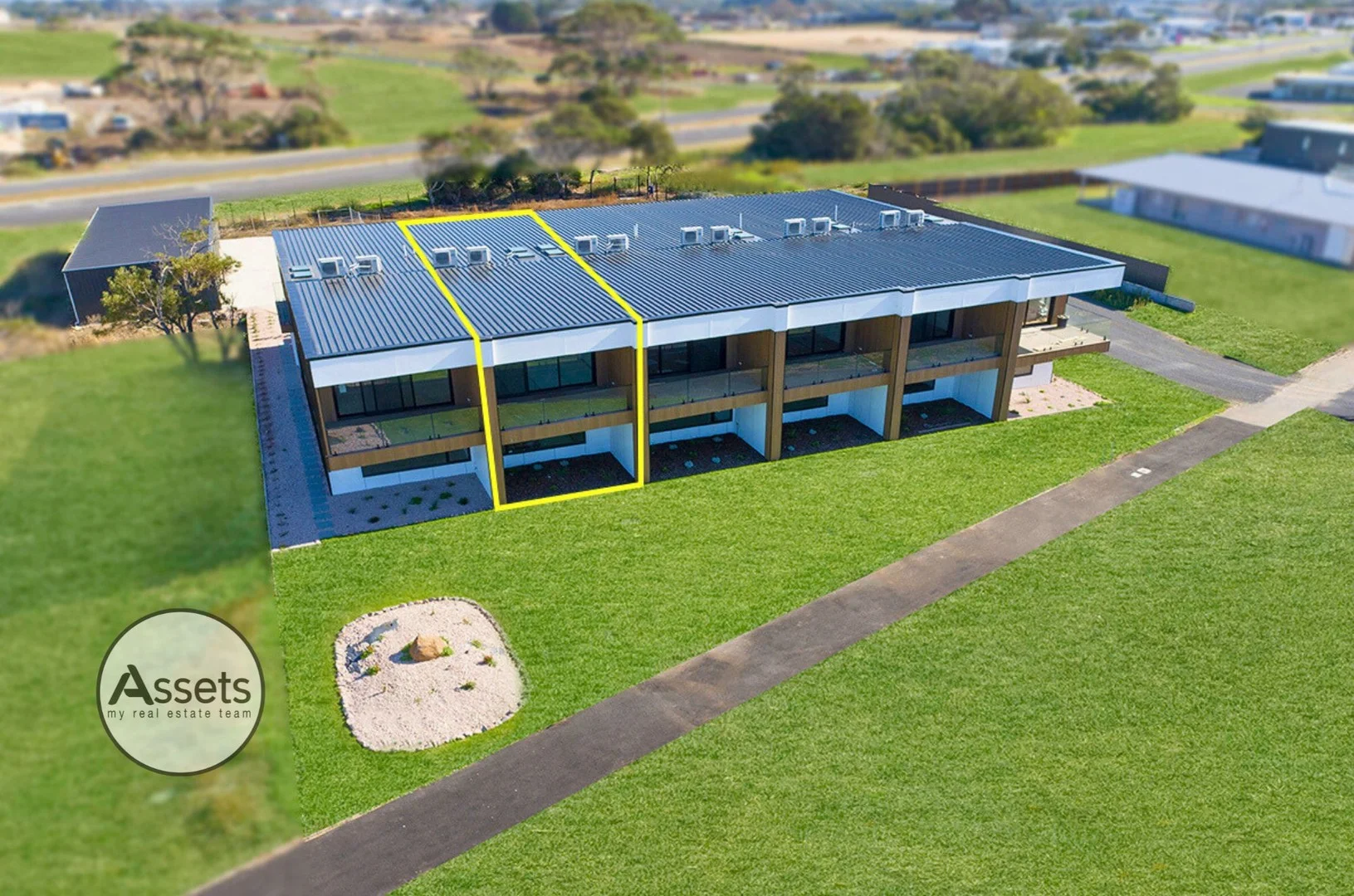 2/347 Hanlon Parade, Portland VIC 3305