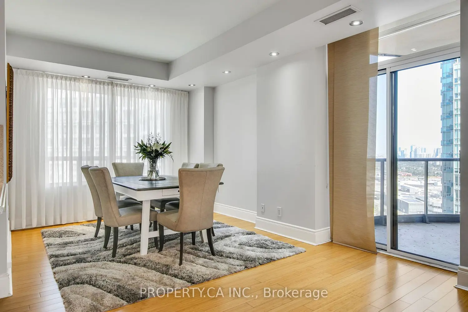 Additional image 5 of 3880 Duke Of York Boulevard 2804