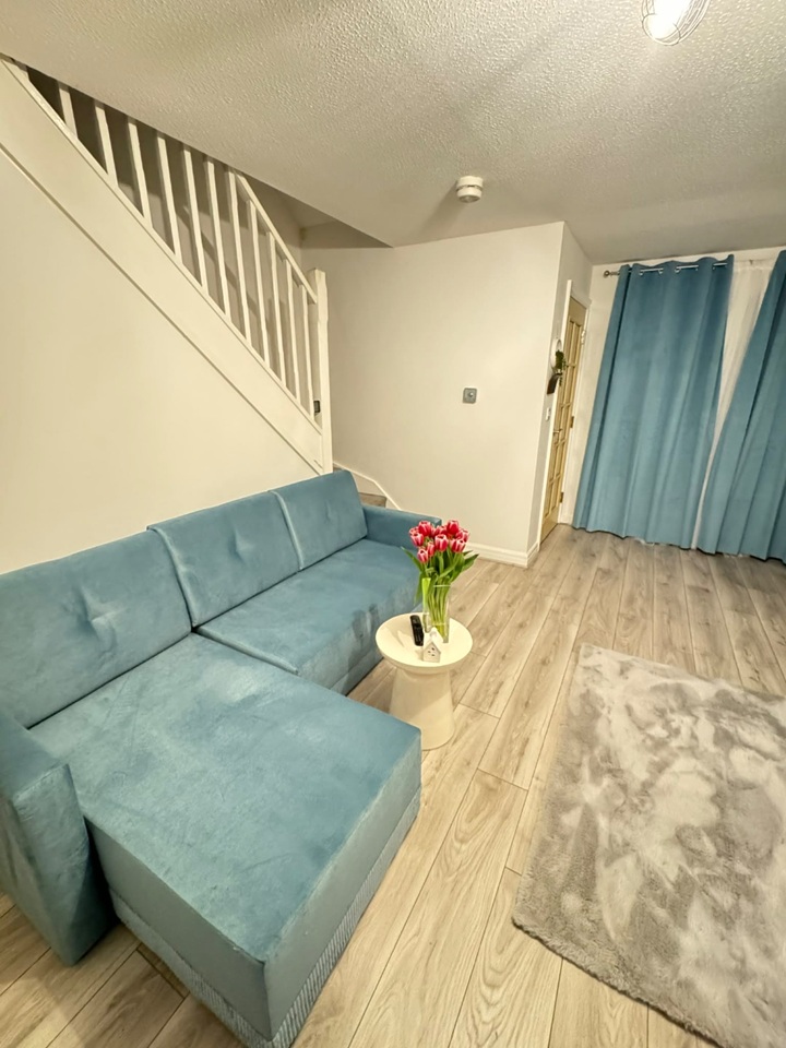 Additional image 6 of 2 Bed Terraced House, Clapham St, M40, N1 7GU