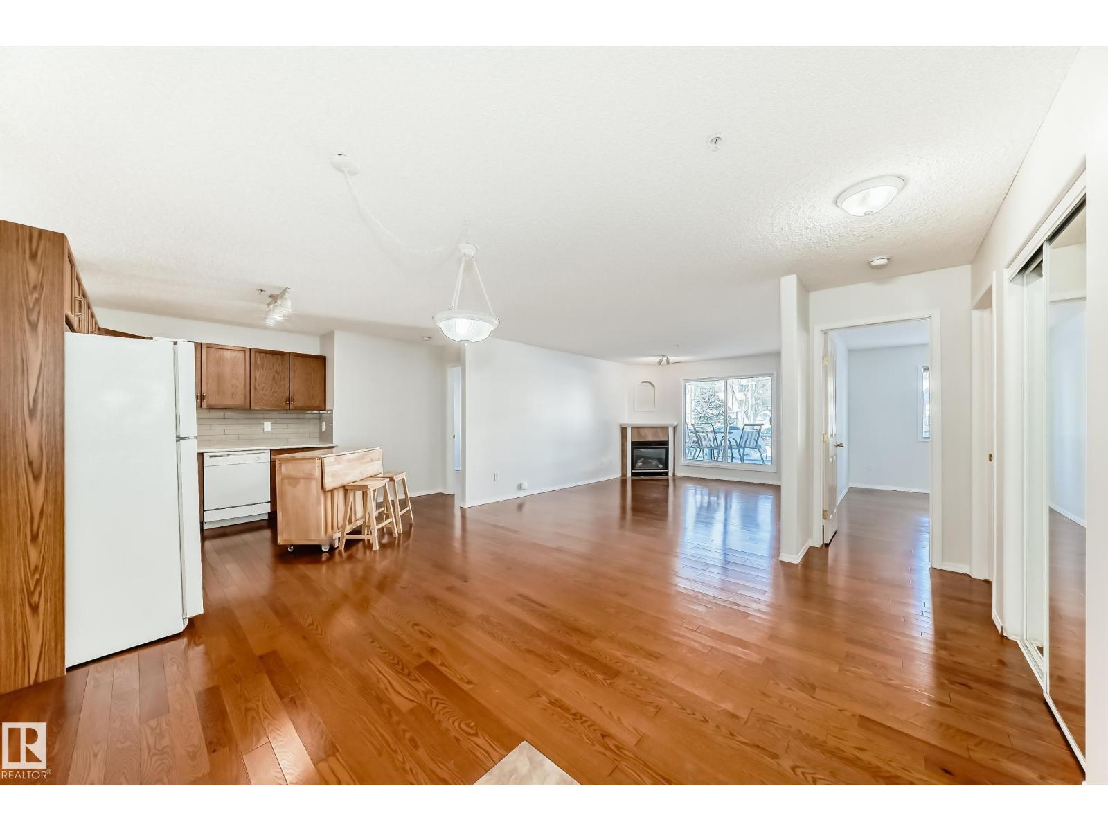 Additional image 2 of 105-16303 95 Street NW, Edmonton, AB, T5Z3V1