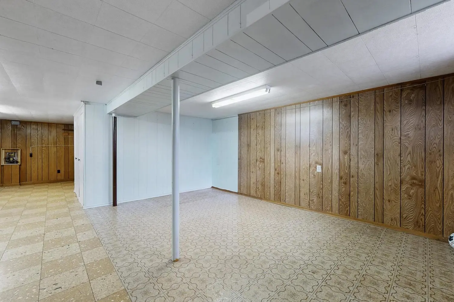 Additional image 17 of 371 Strathmore Boulevard