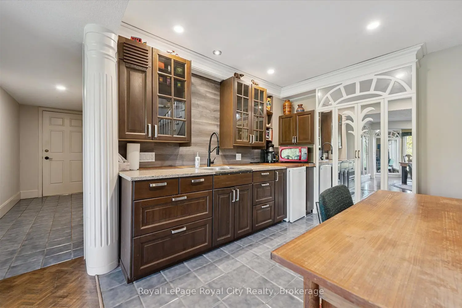 Additional image 19 of 8060 Wellington Rd 18 Road