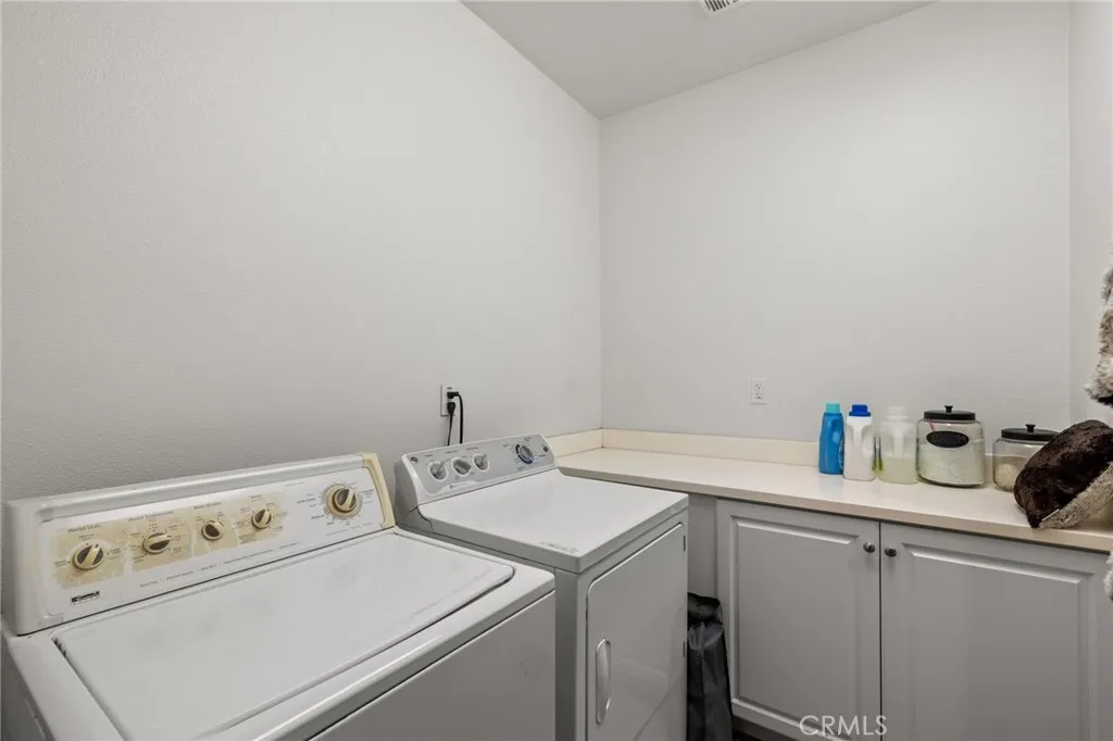 Additional image 76 of 9705 Dutchman Peak Ln, Bakersfield, CA 93311