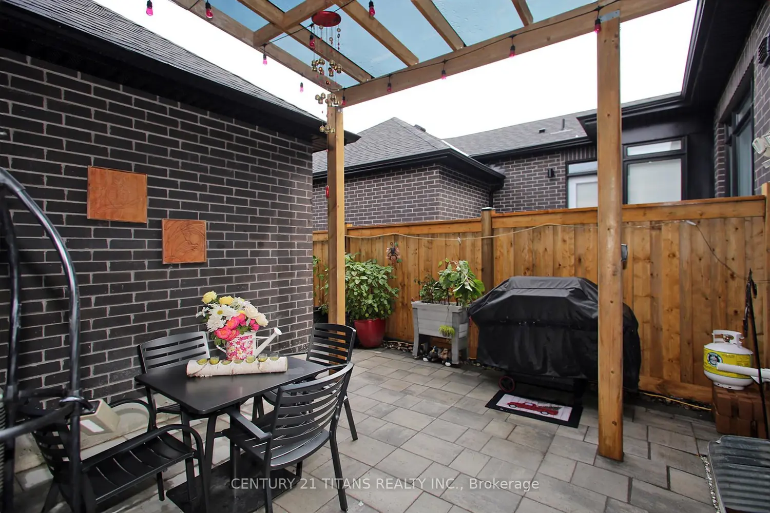 Additional image 20 of 18 Vern Robertson Gate