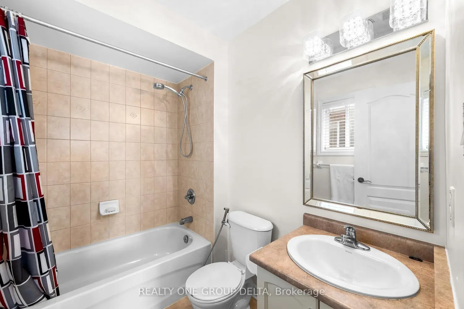 Additional image 14 of 8 Charlemagne Avenue