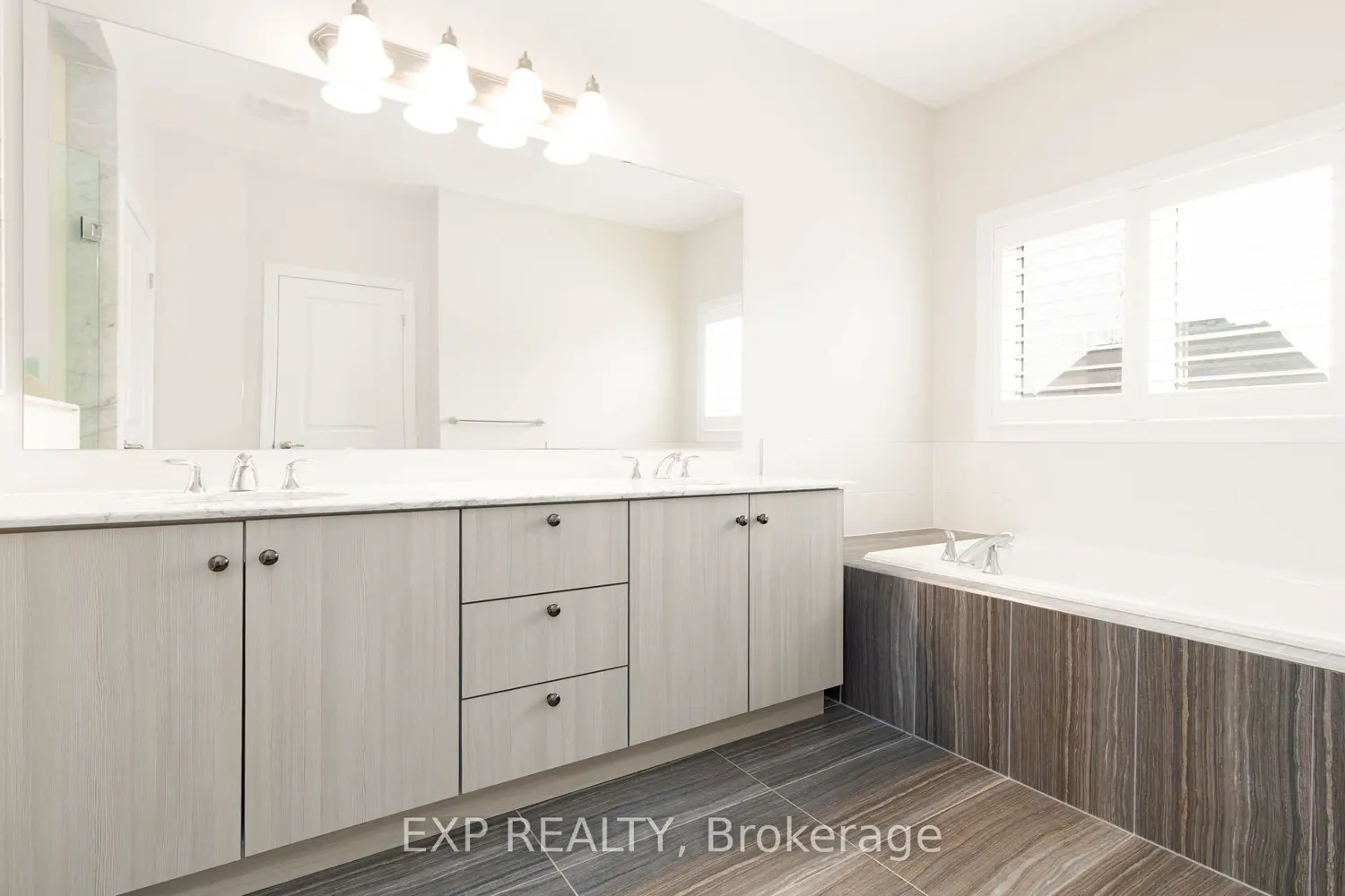 Additional image 10 of 113 Burns Boulevard