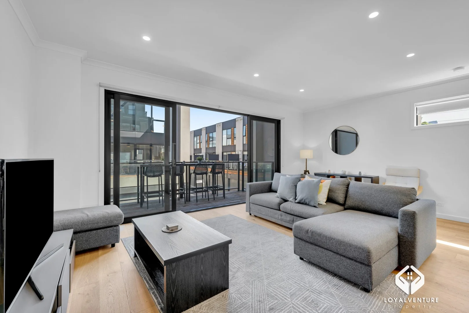 1 Candle Rd, Port Melbourne VIC 3207