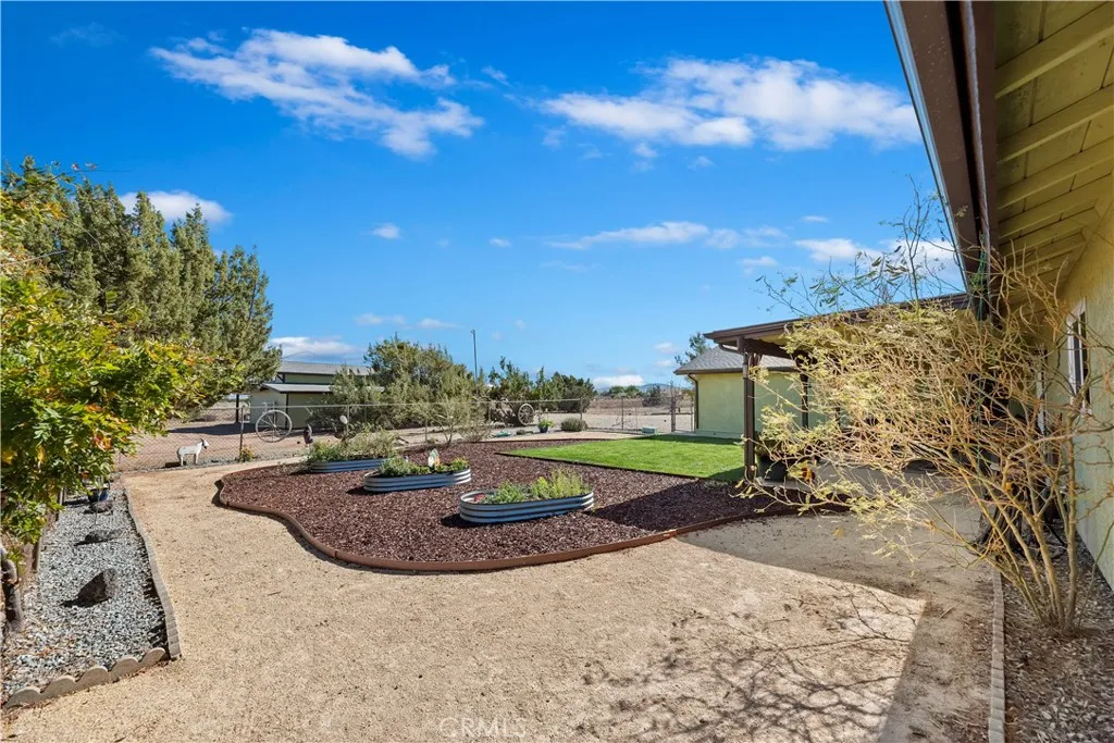 Additional image 87 of 7215 Kourie Way, Oak Hills, CA 92344