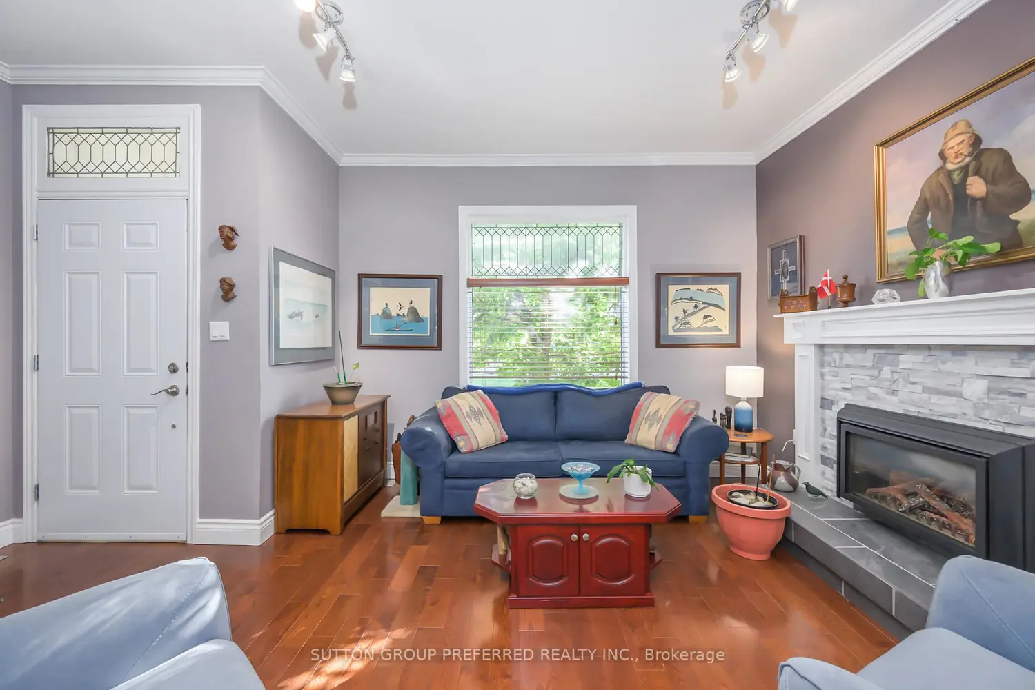 Additional image 7 of 447 Woodman Avenue