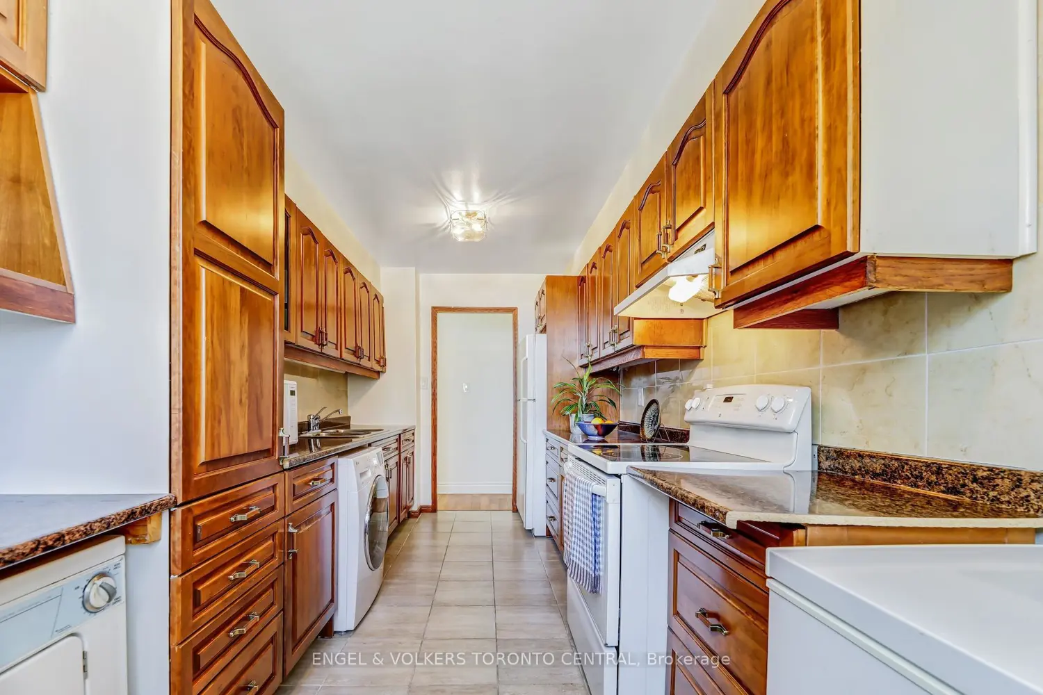 Additional image 9 of 15 Sewells Road 207