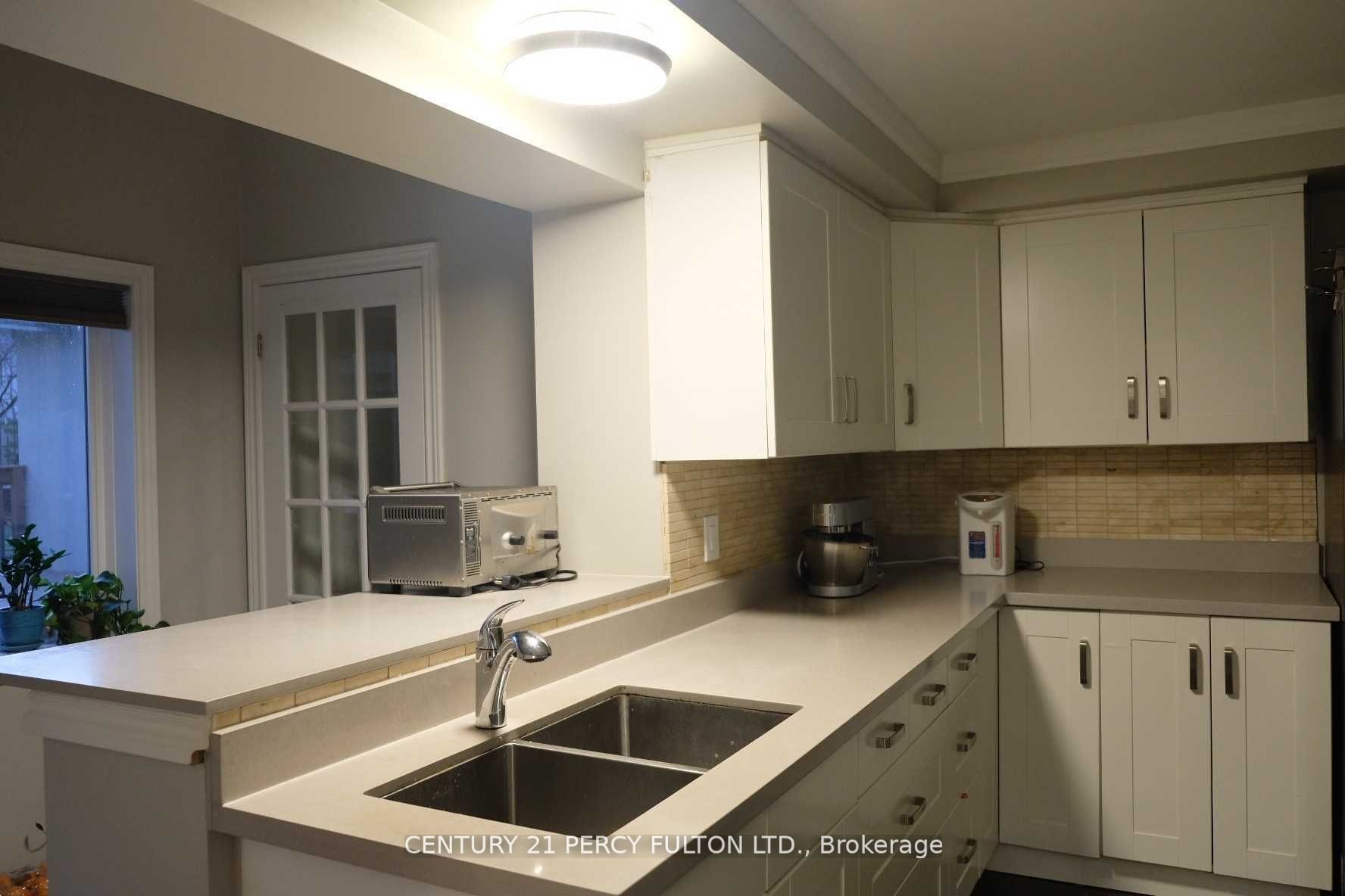 Additional image 4 of 360 Stanfield Drive, Oakville, ON, L6L 3P6
