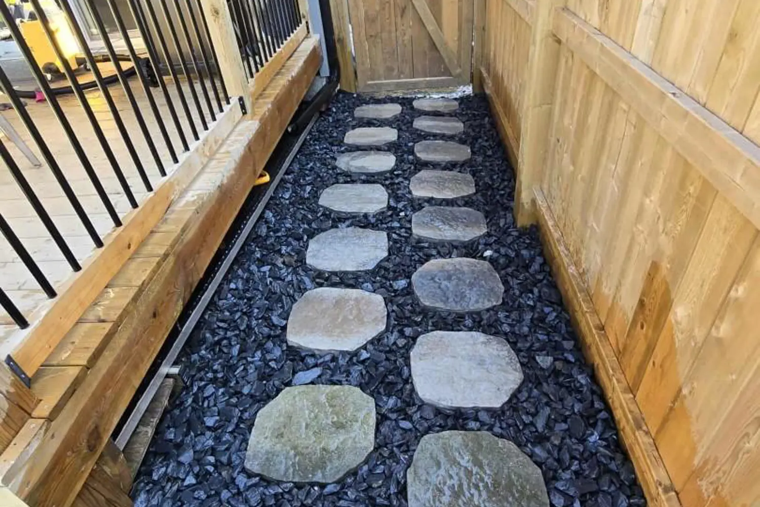 Additional image 3 of 35 Schmidt Way