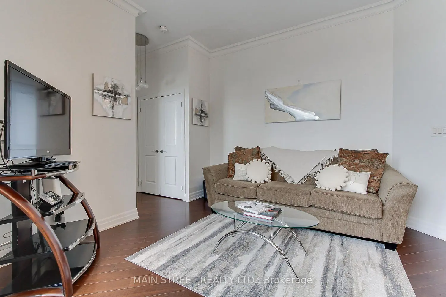 Additional image 8 of 111 Civic Square Gate 619