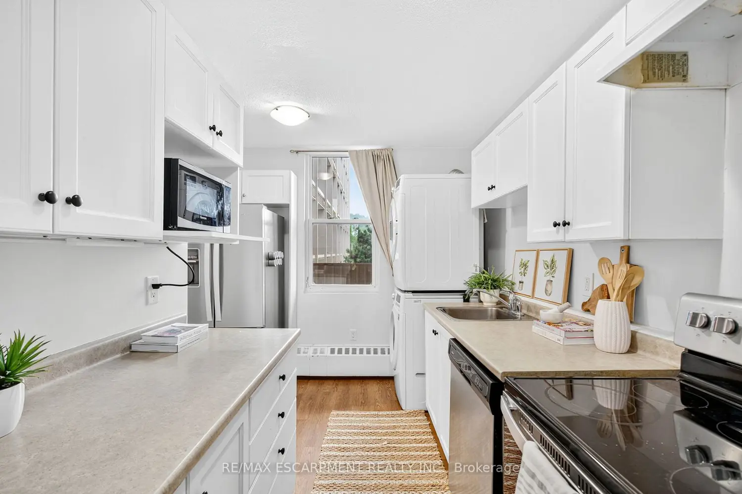 Additional image 4 of 350 Quigley Road 320