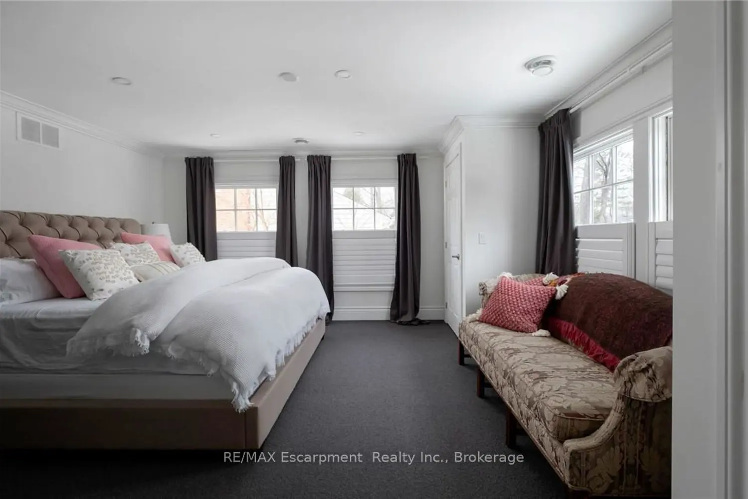 Additional image 8 of 347 East Hart Crescent