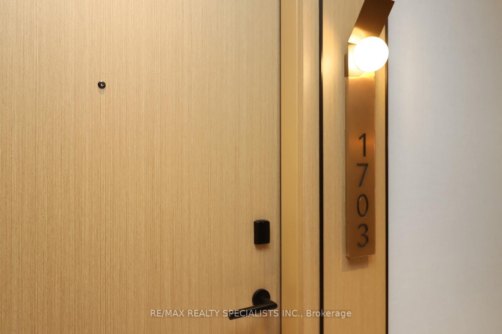 Additional image 3 of 1703-60 Central Park Roadway N/a, Toronto, ON, M9A 0E6