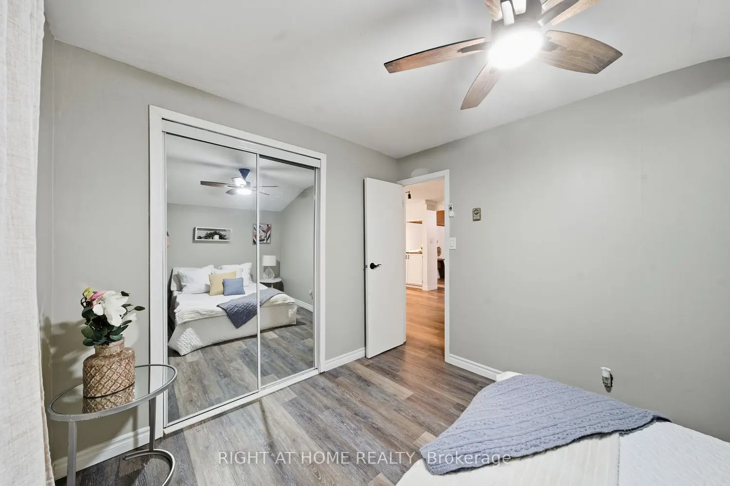 Additional image 14 of 49 River Road