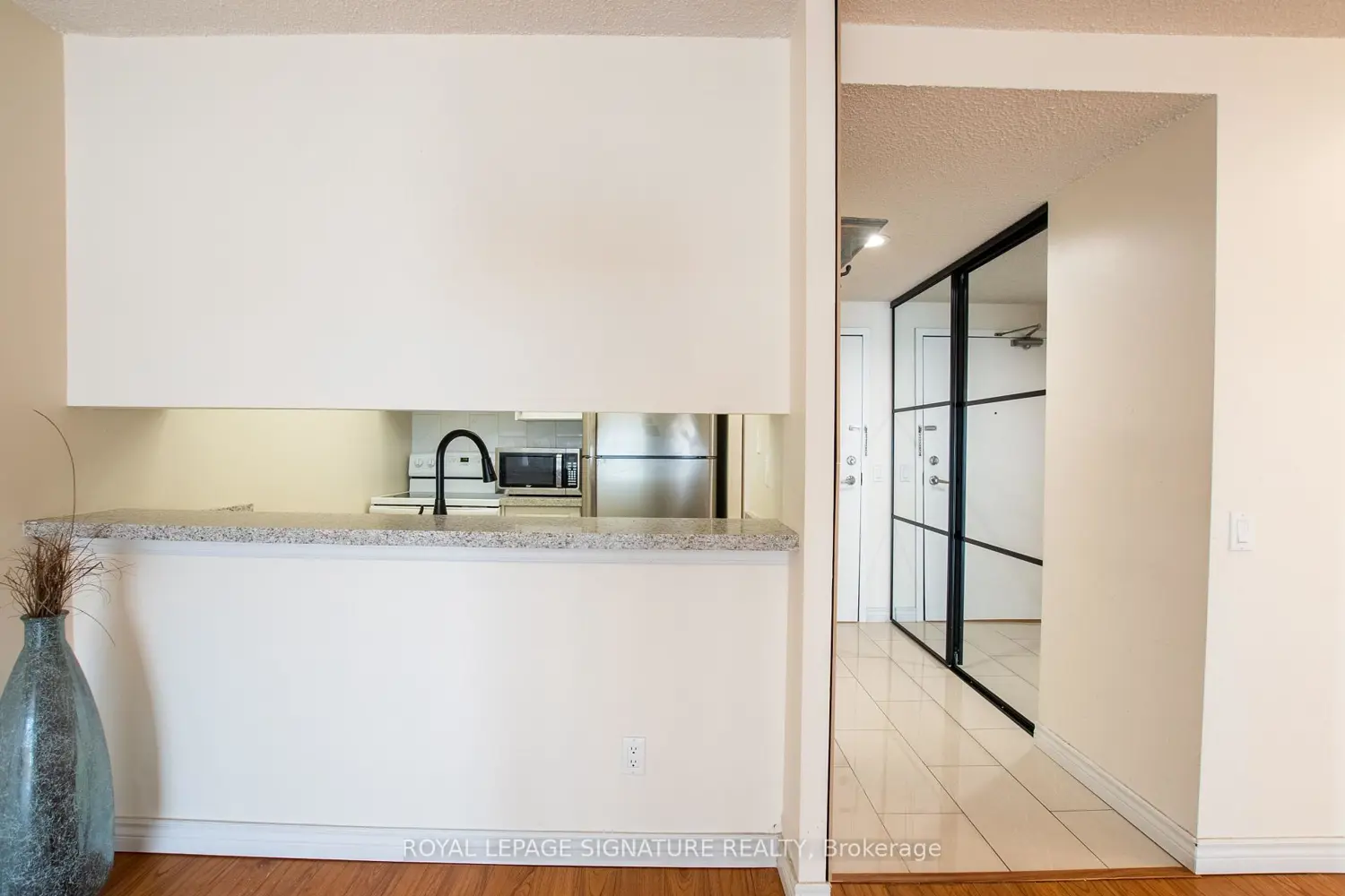 Additional image 17 of 7 Bishop Avenue 1604