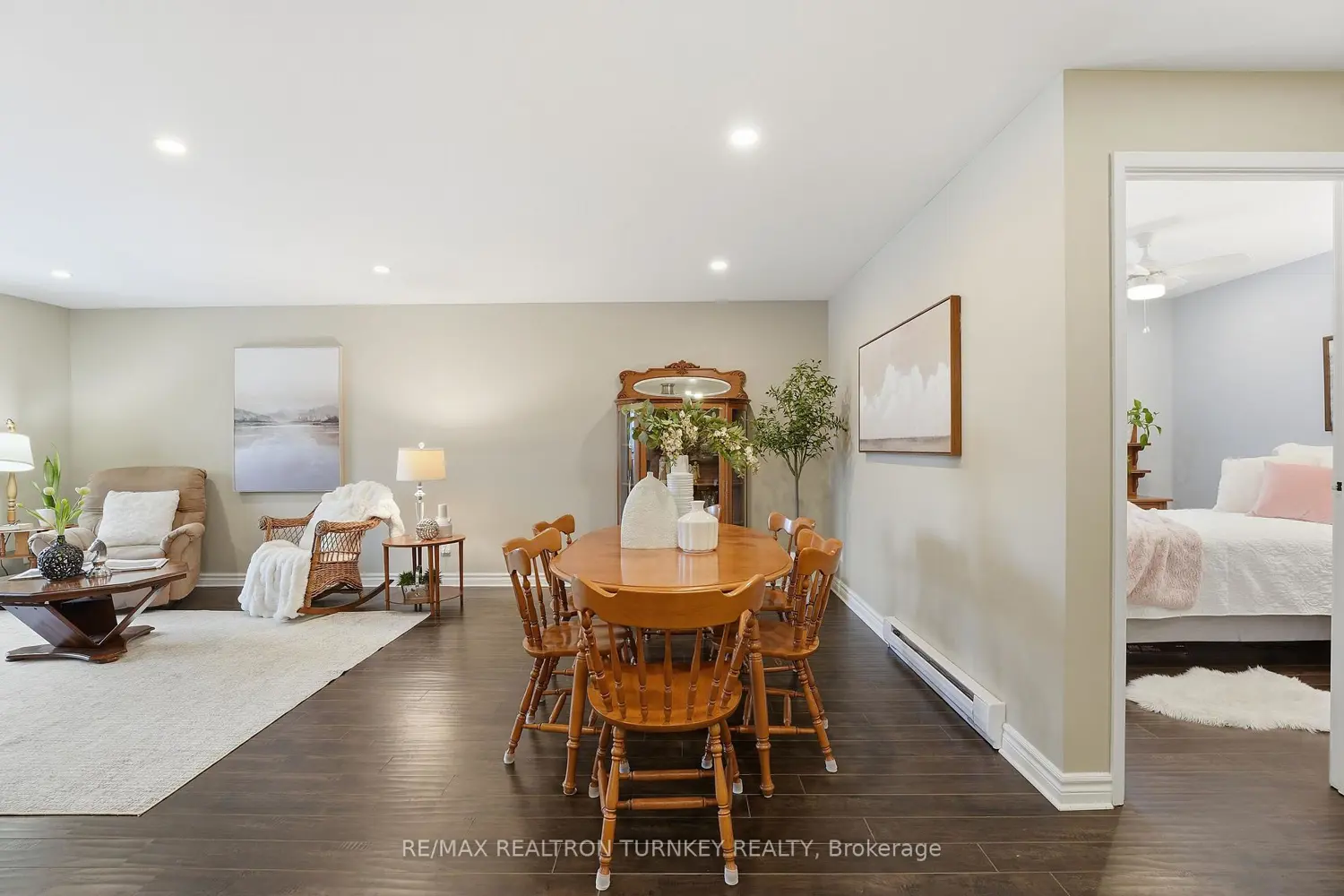 Additional image 4 of 74 The Queensway 202