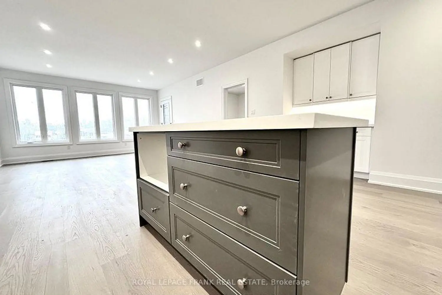 Additional image 2 of 34 Pond Street