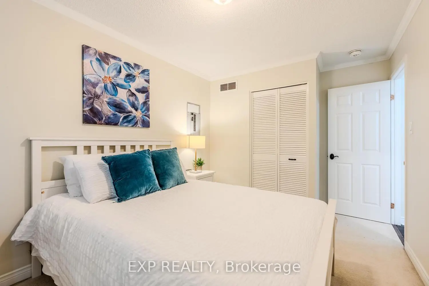 Additional image 12 of 172 Hanover Place