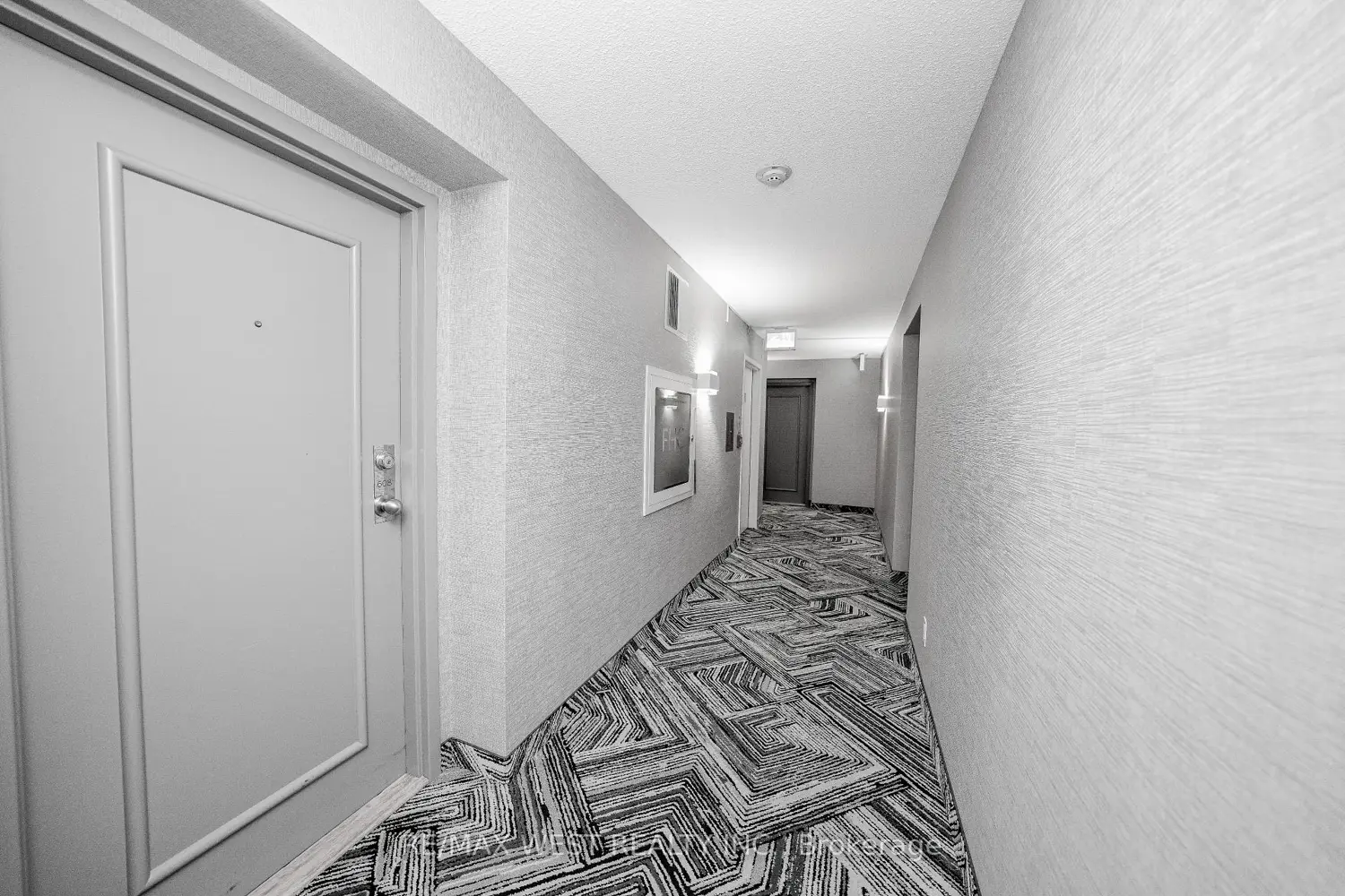 Additional image 9 of 1470 Midland Avenue 608